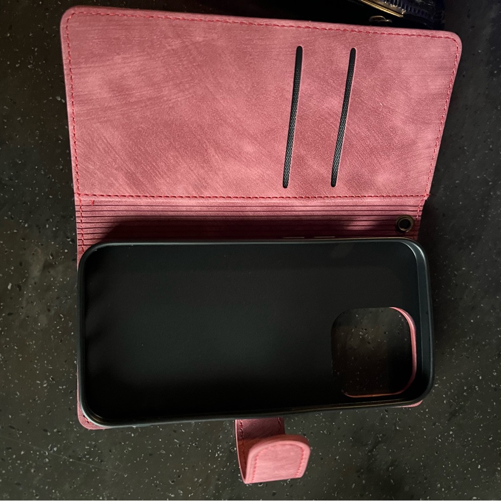 iPhone 13 Pro Case - Picture 3 of 7